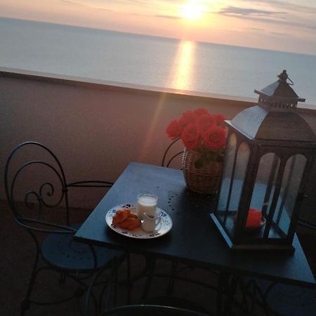Апартаменты La Casa Al Mare Di Giulia Порто-Потенца-Пичена Экстерьер фото
